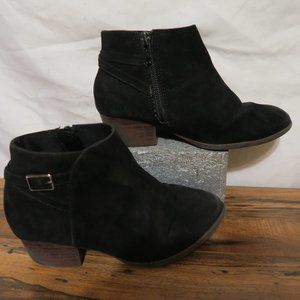 Old Navy Black Jack ankle boots